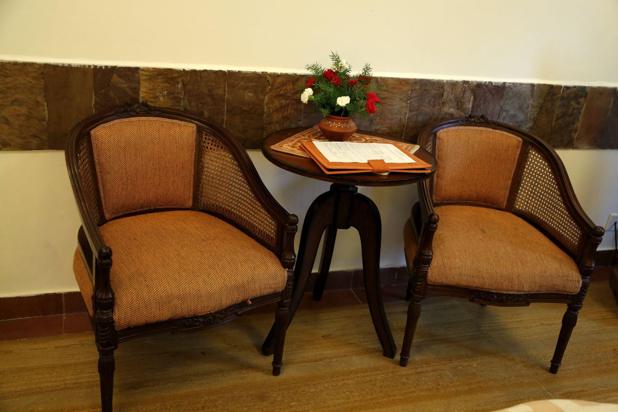 The Estate Villa New Delhi Extérieur photo