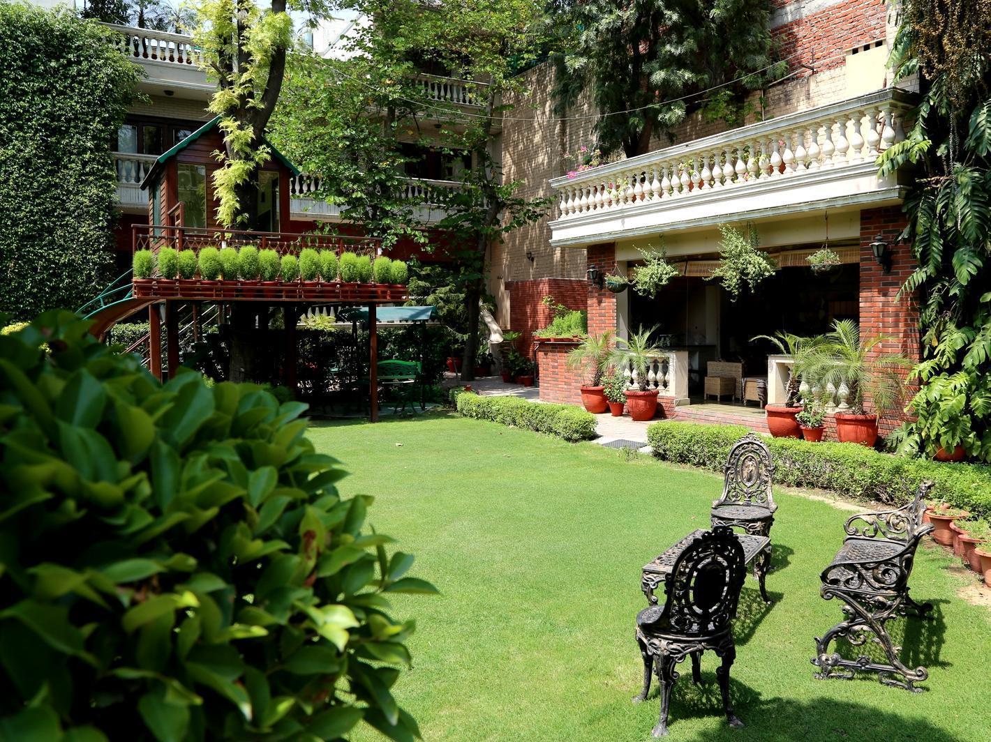 The Estate Villa New Delhi Extérieur photo